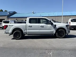 Ford F-150 2024 4x4 XLT 4dr SuperCrew 5.5 ft. SB