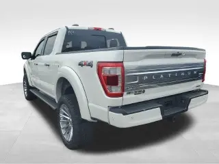 Ford F-150 2022 4x4 Platinum 4dr SuperCrew 5.5 ft. SB