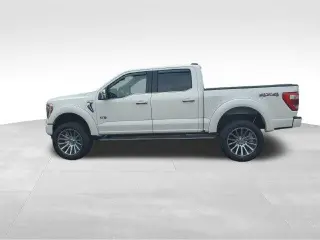 Ford F-150 2022 4x4 Platinum 4dr SuperCrew 5.5 ft. SB