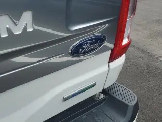 Ford F-150 2022 4x4 Platinum 4dr SuperCrew 5.5 ft. SB