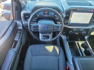 Ford F-150 2024 4x2 XLT 4puertas SuperCrew 5.5 pies. SB