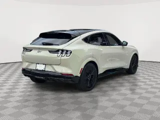 Ford Mustang Mach-E 2025 AWD GT 4dr SUV
