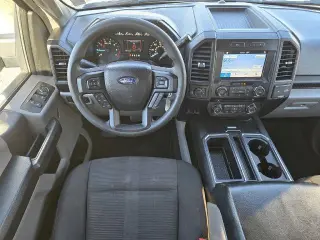Ford F-150 2018 4x4 XL 4 puertas SuperCrew 5.5 pies. SB