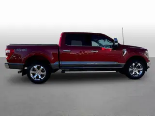 Ford F-150 2023 4x4 Lariat 4dr SuperCrew 6.5 ft. SB