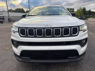 Jeep Compass 2023 4x4 Latitude 4dr SUV