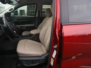 Ford Ranger 2025 4x4 XLT 4dr SuperCrew 5.0 ft SB