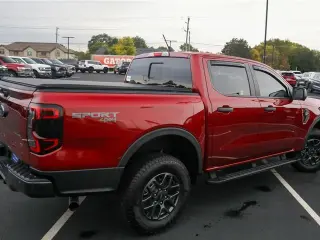 Ford Ranger 2025 4x4 XLT 4dr SuperCrew 5.0 ft SB