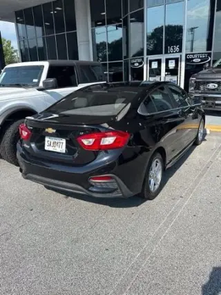 Chevrolet Cruze 2017 LT Auto 4dr Sedán