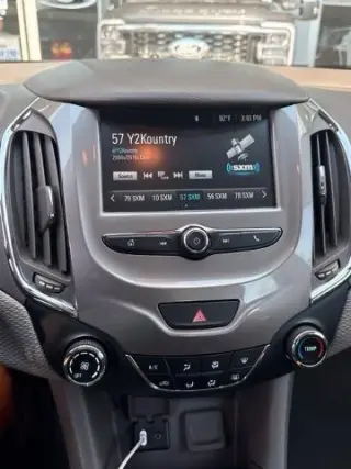 Chevrolet Cruze 2017 LT Auto 4dr Sedán