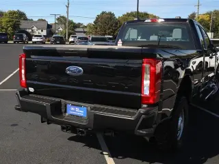 Ford F-350 Super Duty 2025 4x4 XL 4dr SuperCab 8 ft. LB SRW Pickup