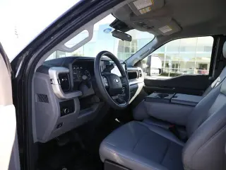 Ford F-350 Super Duty 2025 4x4 XL 4dr SuperCab 8 ft. LB SRW Pickup