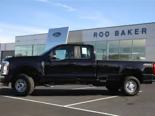 Ford F-350 Super Duty 2025 4x4 XL 4dr SuperCab 8 ft. LB SRW Pickup