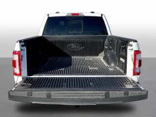 Ford F-150 2023 4x4 Lariat 4dr SuperCrew 5.5 ft. SB