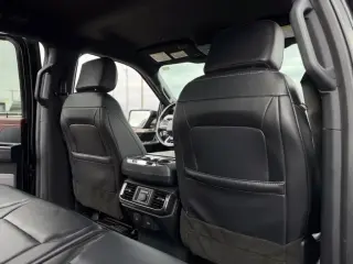 Ford F-150 2023 4x4 Lariat 4dr SuperCrew 5.5 ft. SB