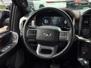 Ford F-150 2023 4x4 Lariat 4dr SuperCrew 5.5 ft. SB