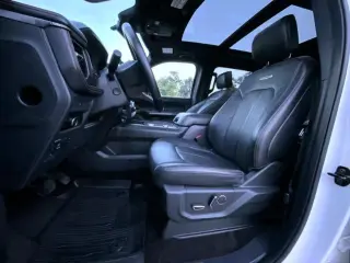Ford Expedition 2022 4x4 Platinum 4dr SUV