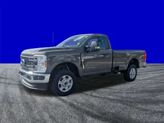 Ford F-250 Super Duty 2026 4x4 XLT 2dr Regular Cab 8 ft. LB Pickup