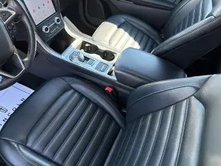 Ford Edge 2022 AWD SEL 4dr Crossover