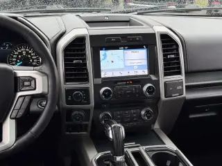 Ford F-150 2018 4x4 Lariat 4dr SuperCrew 5.5 ft. SB