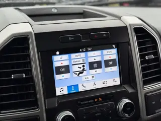 Ford F-150 2018 4x4 Lariat 4dr SuperCrew 5.5 ft. SB