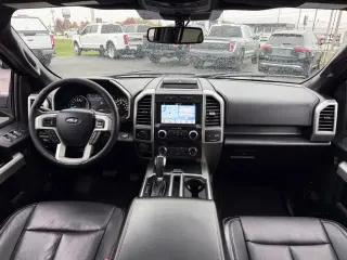 Ford F-150 2018 4x4 Lariat 4dr SuperCrew 5.5 ft. SB