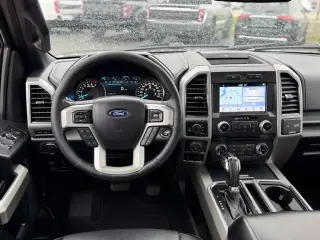 Ford F-150 2018 4x4 Lariat 4dr SuperCrew 5.5 ft. SB