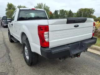 Ford F-250 Super Duty 2020 4x4 XL 2 puertas Cabina Regular 8 pies LB Pickup