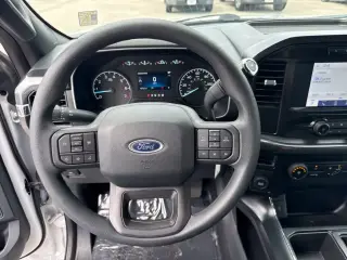 Ford F-150 2023 4x2 XL 4 puertas SuperCab 6.5 pies SB