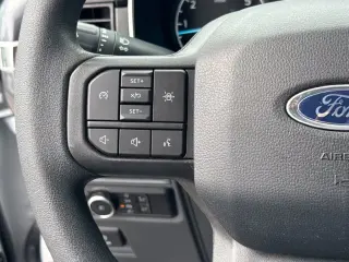 Ford F-150 2023 4x2 XL 4 puertas SuperCab 6.5 pies SB