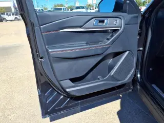 Ford Explorer 2026 AWD ST-Line SUV de 4 puertas