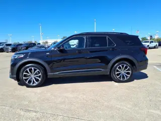 Ford Explorer 2026 AWD ST-Line SUV de 4 puertas