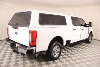 Ford F-250 Super Duty 2024 4x2 XL cabina de tripulación de 4 puertas 6.8 pies SB Pickup