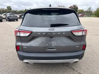 Ford Escape Plug-In Hybrid 2022 SE SUV de 4 puertas