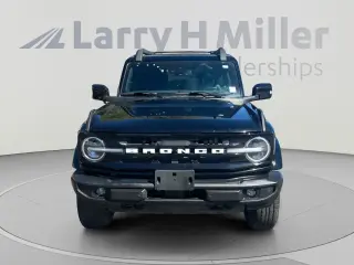 Ford Bronco 2025 4x4 Outer Banks SUV de 4 puertas
