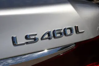 2016 Lexus LS 460