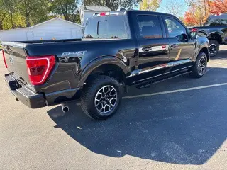 Ford F-150 2023 4x4 XLT 4dr SuperCrew 5.5 ft. SB