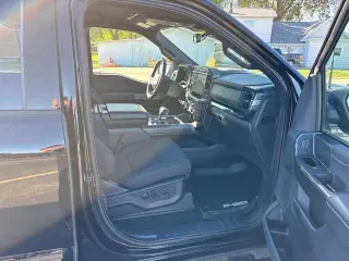 Ford F-150 2023 4x4 XLT 4dr SuperCrew 5.5 ft. SB