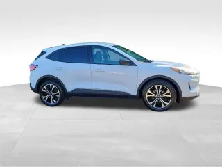 Ford Escape 2022 SE SUV 4 puertas