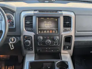 Ram 1500 2015 4x4 SLT 4 puertas Cabina Tripulación pickup 5.5 pies