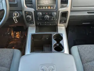 Ram 1500 2015 4x4 SLT 4 puertas Cabina Tripulación pickup 5.5 pies