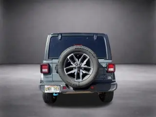 Jeep Wrangler 2024 4x4 Willys 4xe SUV 4 puertas