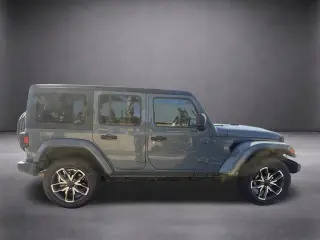 Jeep Wrangler 2024 4x4 Willys 4xe SUV 4 puertas