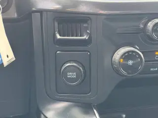 Ford F-150 2025 4x2 STX 4dr SuperCrew 5.5 ft. SB