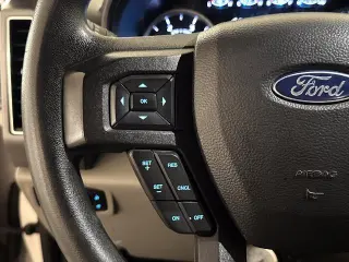 Ford F-250 Super Duty 2019 4x4 XLT 4dr Crew Cab Pickup 8 ft. LB