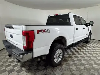 Ford F-250 Super Duty 2019 4x4 XLT 4dr Crew Cab Pickup 8 ft. LB