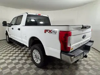 Ford F-250 Super Duty 2019 4x4 XLT 4dr Crew Cab Pickup 8 ft. LB