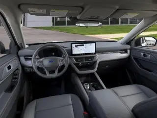 Ford Explorer 2026 AWD Active 4dr SUV