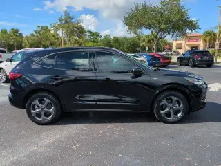 Ford Escape Hybrid 2024 AWD ST-Line Select 4dr SUV