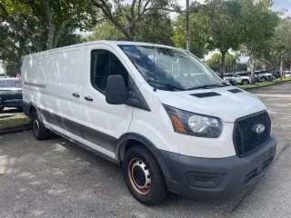 Ford Transit 2023 250 3dr SWB Techo Bajo Furgón de Carga