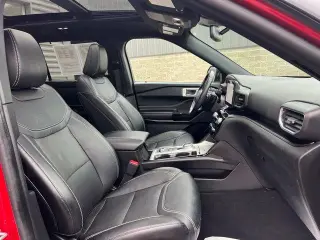 Ford Explorer 2023 AWD ST 4dr SUV